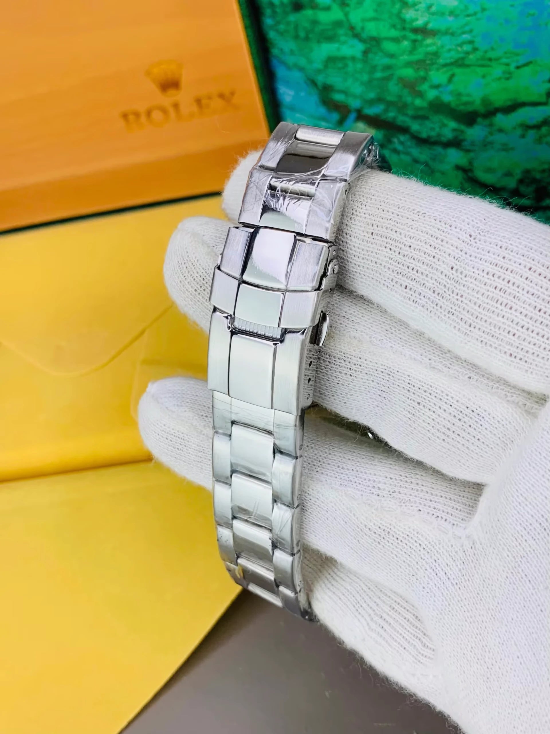 tinywow_WhatsApp Image 2025-05-14 at 2.02.10 AM_80757340